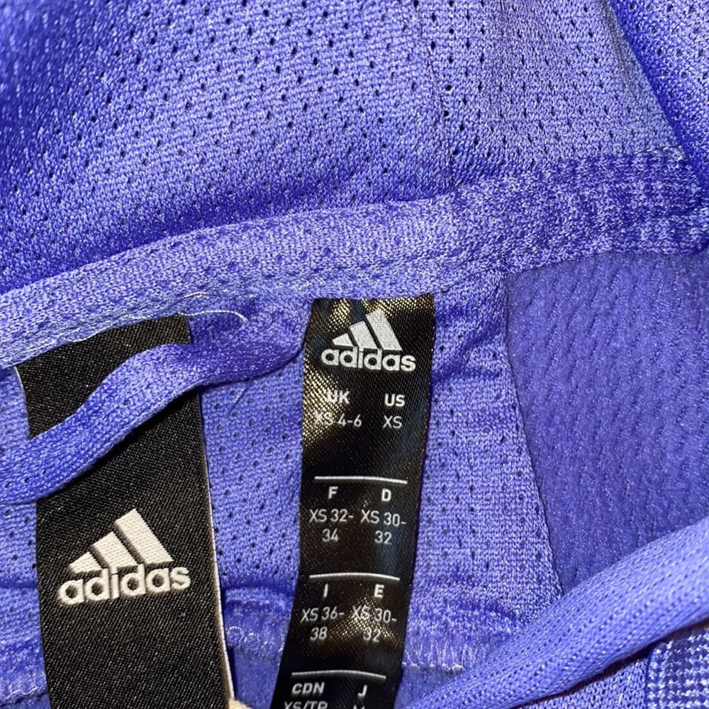 Pullover - Picture 3 of 3